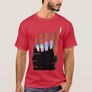 T-shirt Main femme afro avec ongles holographes