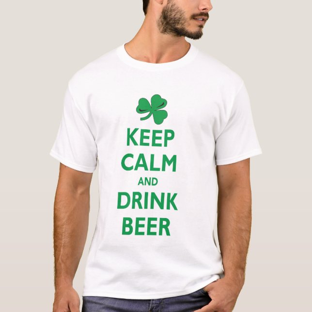 T-shirt Maintenez bière calme et de boissons (Devant)