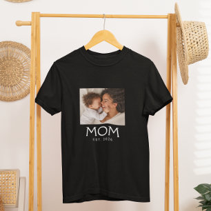 T-shirt Maman a établi la photo de typographie