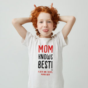 T-shirt Maman connaît la meilleure drôle moderne Red Typog