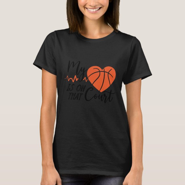 T-shirt Maman De Basketball Cette Beauté A Élevé Sa Bête (Devant)
