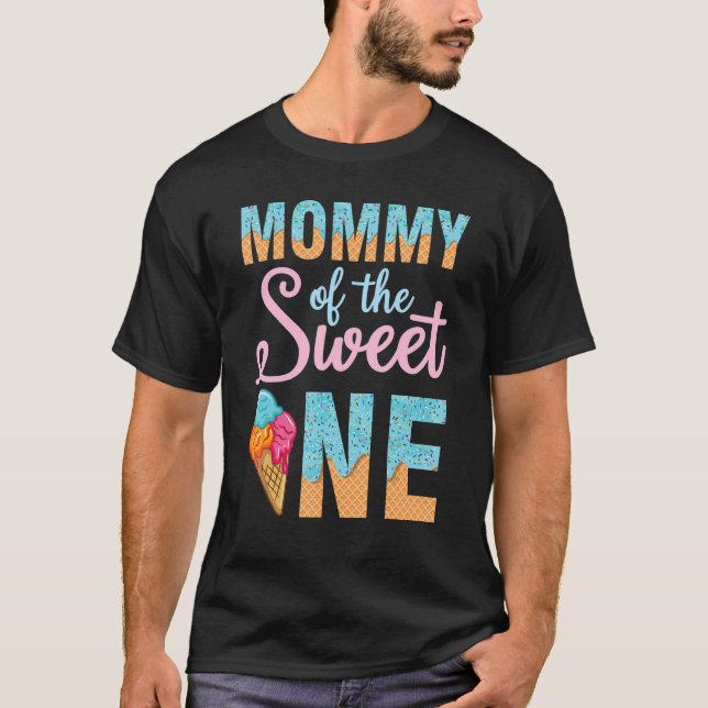 T-shirt Maman De La Crème De Glace Douce Un Joyeux Anniver (Devant)