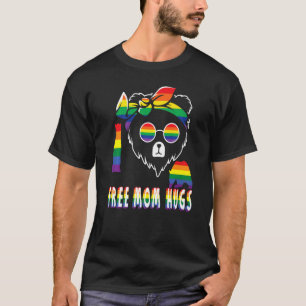 T-shirt maman embrasse libre, ours mère avec ours garçons 