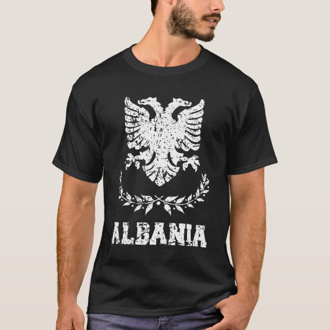 T-shirt Manteau de l'Albanie des bras (Devant)
