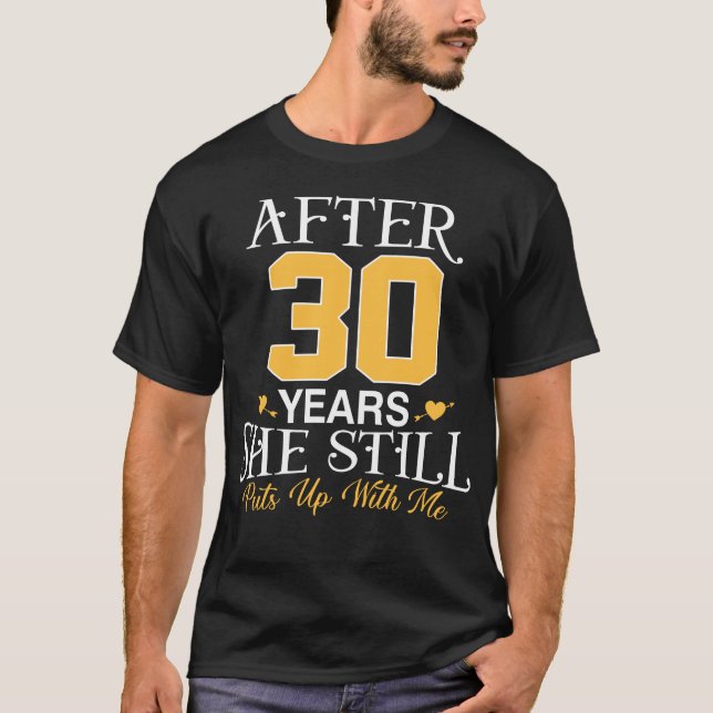 T-shirt Mari du 30e anniversaire de l'Mariage qu'elle élèv (Devant)