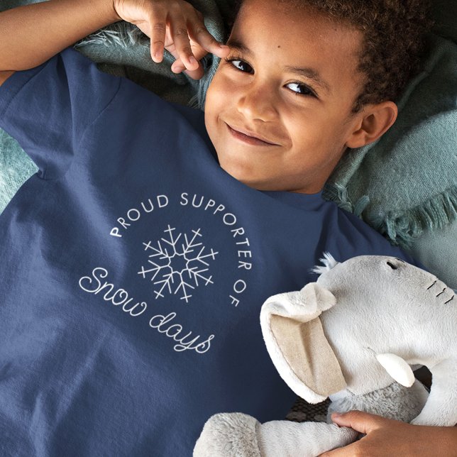 T-shirt Marine des Jours de neige contemporaine minimalist ("Let the fun begin!")