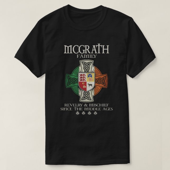 T-shirt McGrath Family Ireland McGrath nom de famille (Design devant)