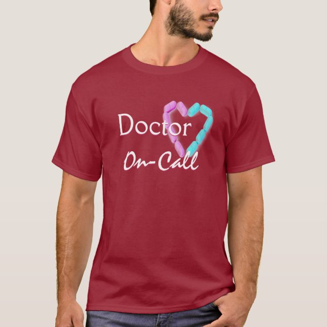 T-shirt Médecin Sur Demande À Maroon (Devant)