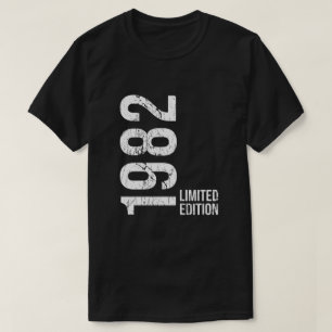 T-shirt Meilleur de 1982 Célébrant 44 Ans de Personnage