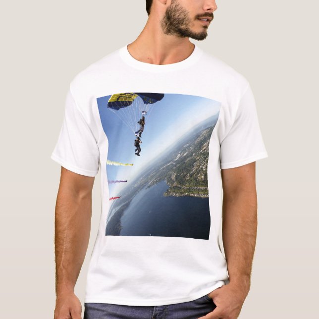T-shirt Membres de l'équipe de parachutistes de la marine  (Devant)