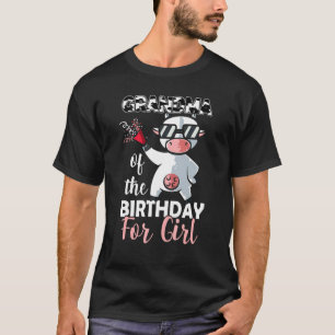 T-shirt Mémé de la fille qui fête son anniversaire Vache d