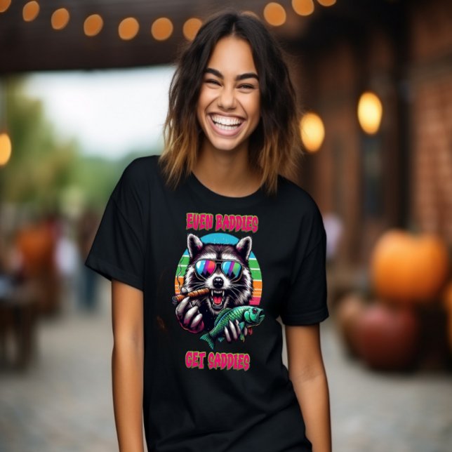 T-shirt Même Les Mauvais Obtiennent Saddies Racoon Avec Un (Créateur téléchargé)