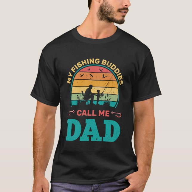 T-shirt Mes Épouses De Pêche M'Appelent Papa, Fisher Papa  (Devant)