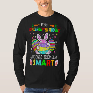 T-shirt Mes Étudiants De maternelle Sont Des Oeufs Très In