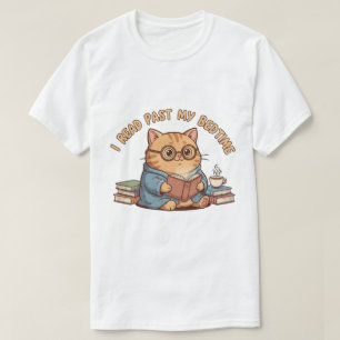 T-shirt mignon avec chat lisant 'Je lis au-delà de