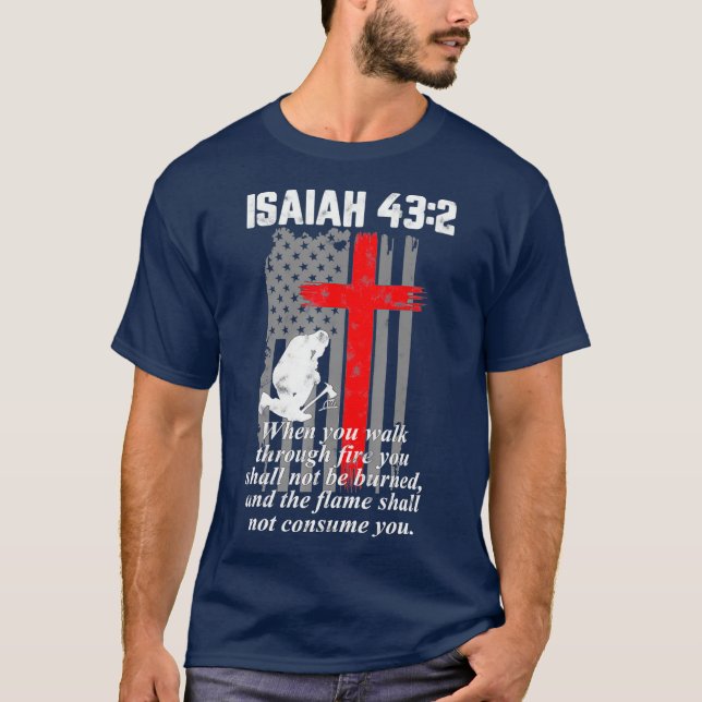 T-shirt Mince ligne rouge Pompier Croix Bible Verse Drapea (Devant)