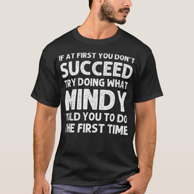 T-shirt Mindy Nom Personnalisé Anniversaire Funny Christma (Devant)