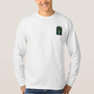 T-Shirt mit Army Special Forces Tab und Patch