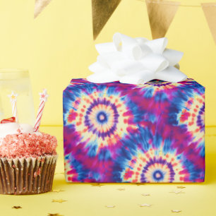 T-Shirt mit Batikmuster Geschenkpapier