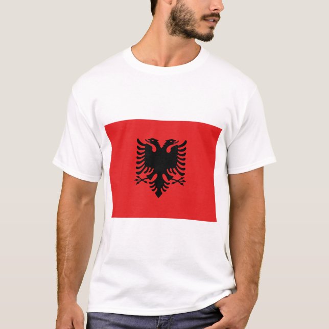 T Shirt mit der Flagge Albaniens (Vorderseite)