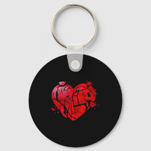 T-Shirt mit gebrochenem Herzen gegen den Valentins Schlüsselanhänger