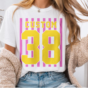 T-Shirt mit individuellem Teamnamen und Sporttriko