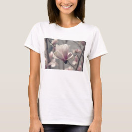 T - Shirt mit magnolischer Blume