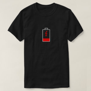 T - Shirt mit niedrigem Akku