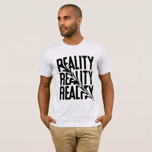 T-Shirt mit verzerrter Reality-Typografie-Grafik