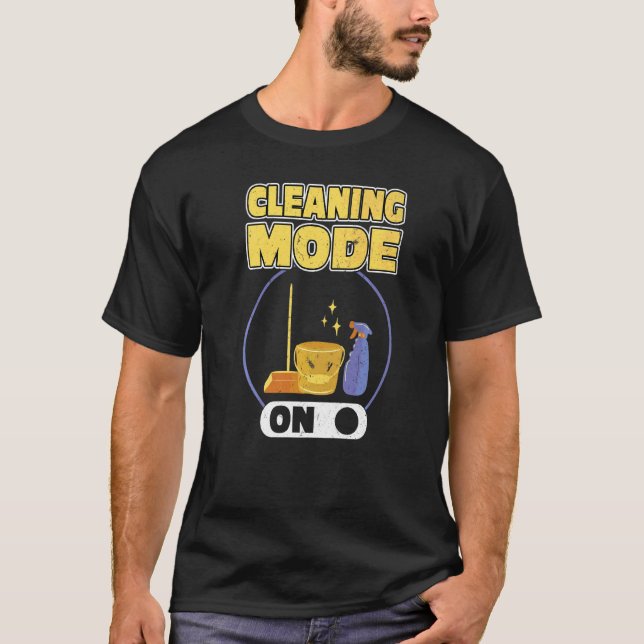 T-shirt Mode De Nettoyage Sur L'Entretien Et L'Entretien (Devant)