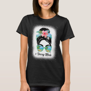 T-shirt Mode Vacay Messy Bun Avec Hibiscus Flower 1