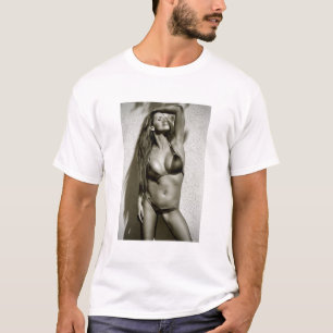 T-shirt Modèle de bikini chaud