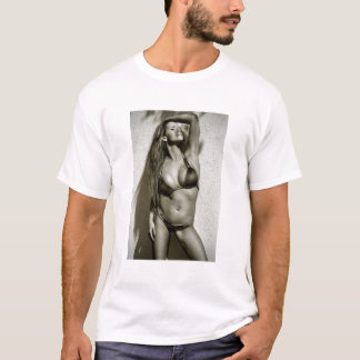 T-shirt Modèle de bikini chaud