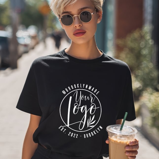 T-shirt Modern Minimal Add Your Logo Social Business (Modern Minimal Add Your Logo Social Business T-Shirt)