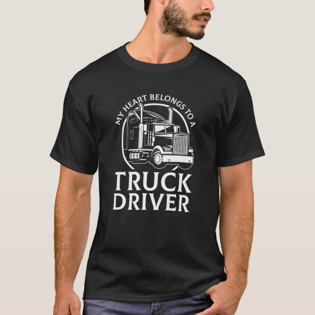 T-shirt Mon Coeur Appartient À Un Conducteur De Camion 18  (Devant)