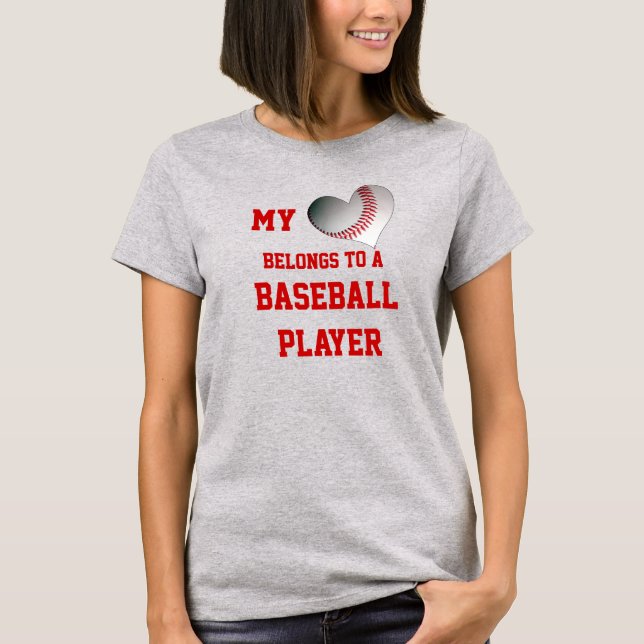 T-shirt Mon coeur appartient à un joueur de baseball (Devant)