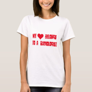 T-shirt Mon coeur appartient à un radiologue