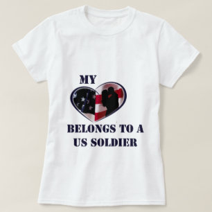 T-shirt Mon coeur appartient à un soldat des USA