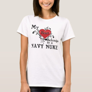 T-shirt Mon coeur appartient à une arme nucléaire de