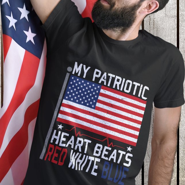 T-shirt Mon Coeur patriotique bat Rouge Blanc Bleu (Créateur téléchargé)