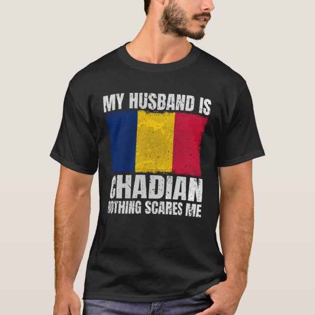 T-shirt Mon mari est le drapeau tchadien de la femme Tchad (Devant)