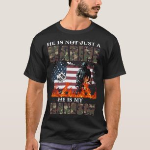 T-shirt Mon Petit-Fils Est Une Grand-Mère Fière De Marine,