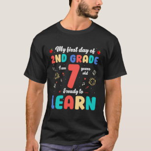 T-shirt Mon Premier Jour De 2E Année J'Ai 7 Ans Et Lisez