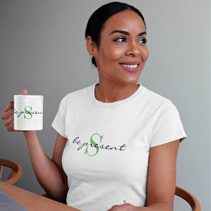 T-shirt Monogramme 'être présent' Vêtement de sport Classi