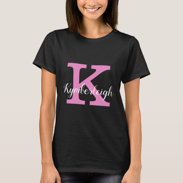 T-shirt Monogramme rose de fille et nom de script blanc fo (Devant)