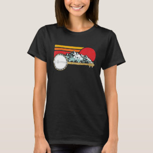 T-shirt Montagnes de banjo rétro soleil croquis surf style
