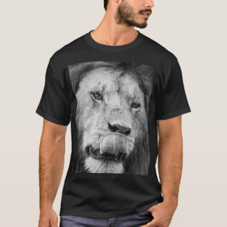 T-shirt Montrez votre force avec notre chemise à motif lio