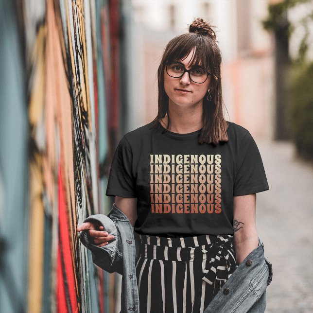 T-shirt Mot de répétition indigène du patrimoine amérindie (Créateur téléchargé)