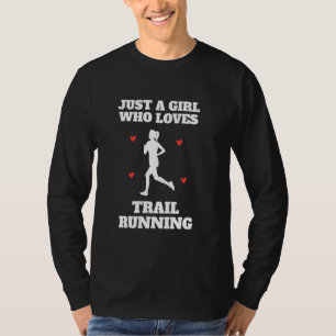 T-shirt Mountain Trail Runer Girl Woman