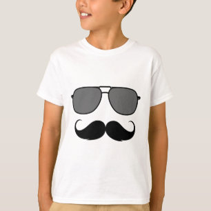 T-shirt moustache et lunettes
